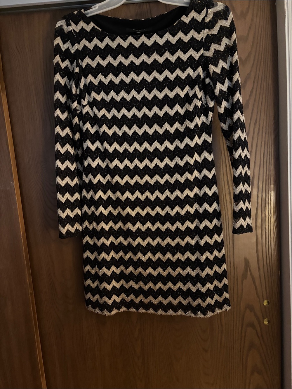 Nine West Chevron Long-Sleeve Bodycon Dress in Black and Gold